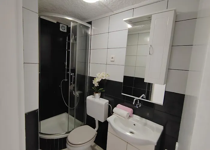 Tanja & Josipa 아파트 *