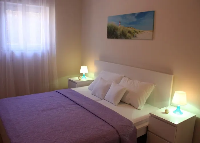 דירה Tanja & Josipa *