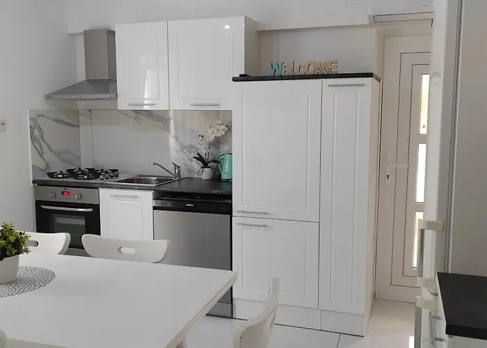 Tanja & Josipa 公寓