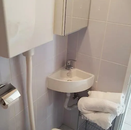 Tanja & Josipa 公寓